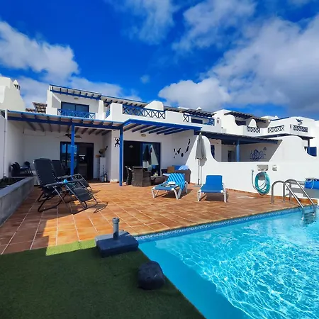 La Casita Your Ocean-view House In Feriehus