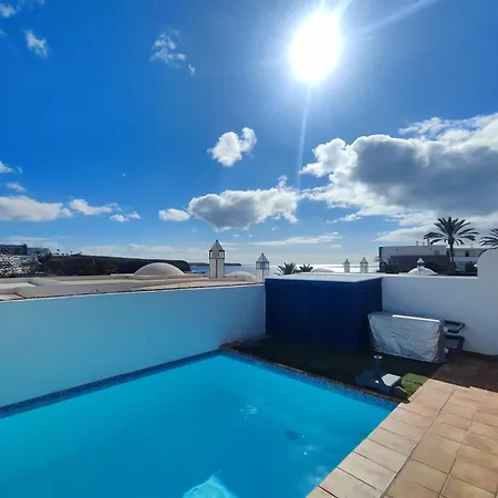 La Casita Your Ocean-view House In