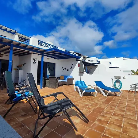 La Casita Your Ocean-view House In Playa Blanca (Lanzarote)